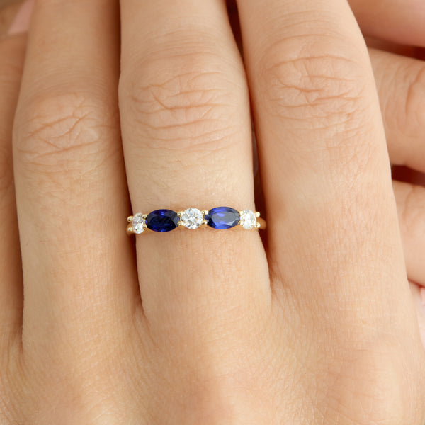 Diamond and Sapphire alternating ring