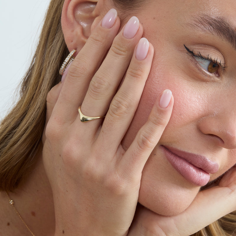 Gold Curved Round Pointed Ring, Amelie