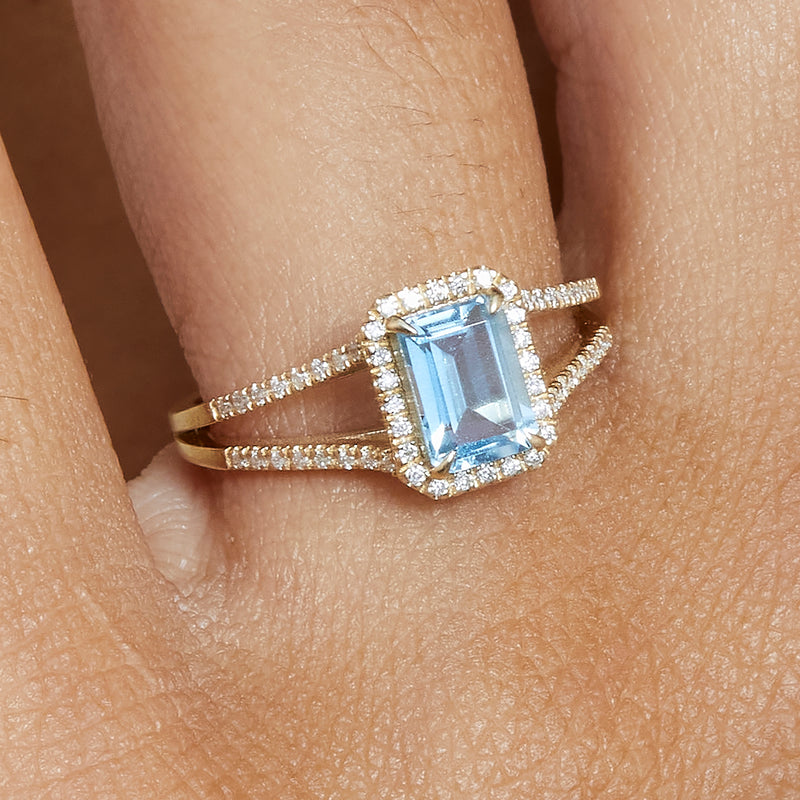 natural blue aquamarine and diamond engagement ring