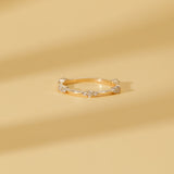 minimalistic round cut diamond band