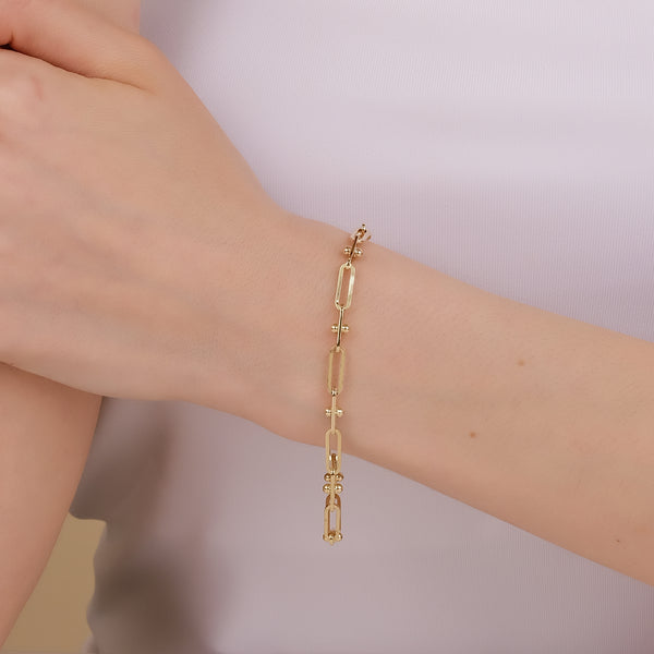 dainty gold jewellery