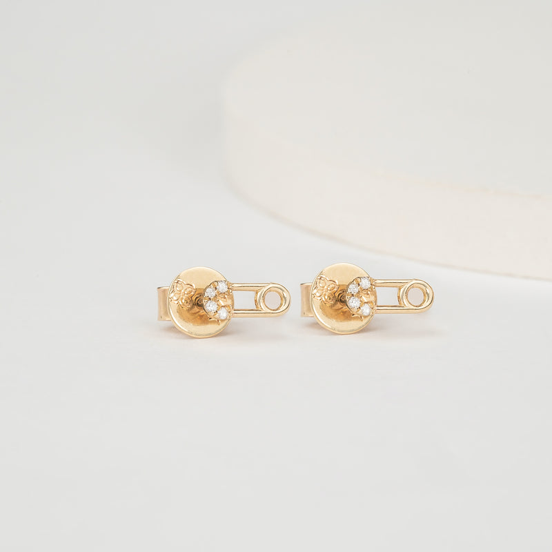 Minimalistic Style Diamond Pin earring Studs