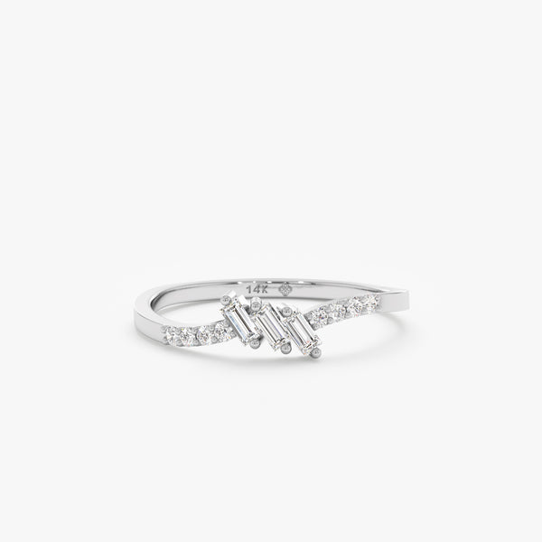 white gold round baguette natural diamonds ring