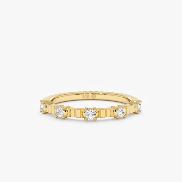 Yellow Gold Ribbed Diamond Ring