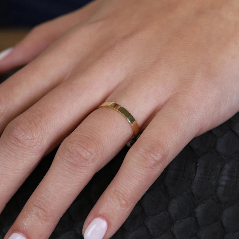 gold edge wedding ring